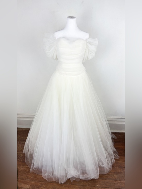 Oscar de la Renta Dresses & Skirts - Vintage Oscar de la Renta Ivory Tulle Strapless Wedding Gown Sz S